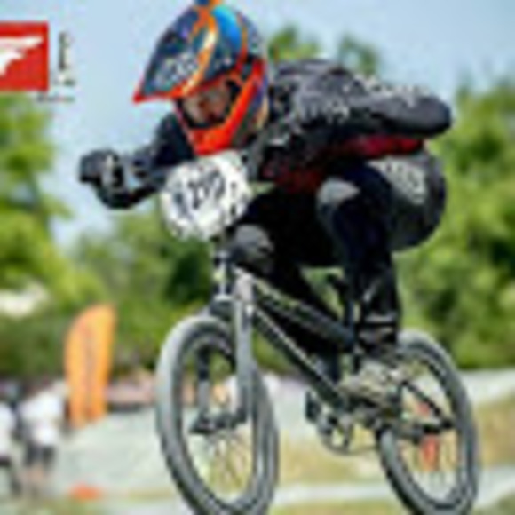 Meet your Posher, Thomas - Picture 1 of 1